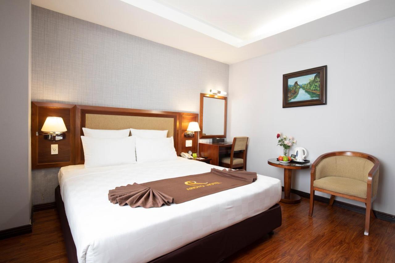 Отель Aristo Saigon 4*
